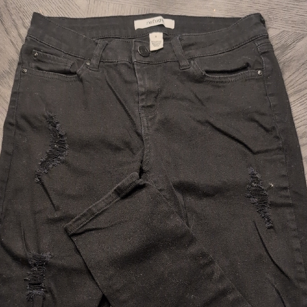 Refuge Black Skinny Distressed Jeans